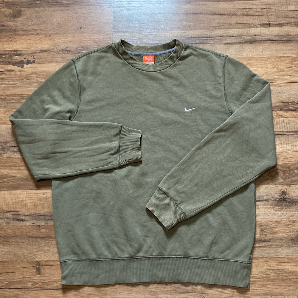 Y2K Nike Solo Swoosh Crewneck Sweatshirt